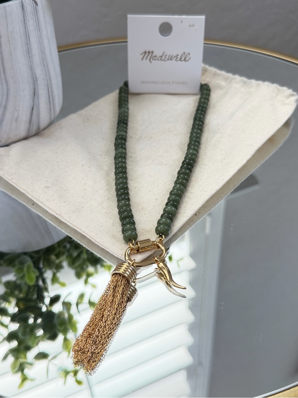 Madewell Semi Precious Stone Beaded Necklace Green Gold Tassel NZ150 NWT - Picture 5 of 6